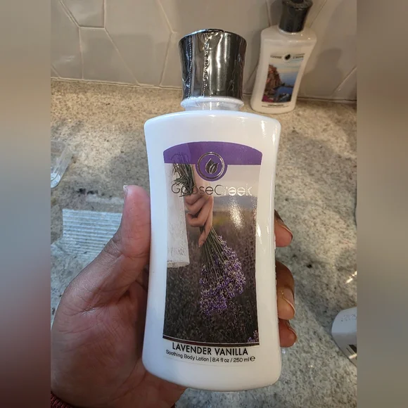 Goose Creek Body Lotion Set Of 3 - Pina Colada, Lavender Vanilla, Limoncello - Picture 2 of 9